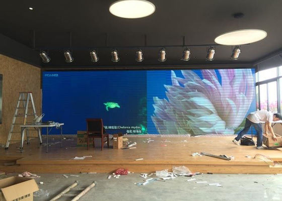 Màn hình LED dịch vụ mặt trước của SM P5 Tường màn hình LED trong nhà 1R1G1B đủ màu