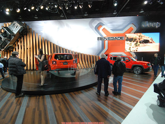 Bảng điều khiển màn hình LED SMD2020 1100nits P2.6 cho thuê sân khấu